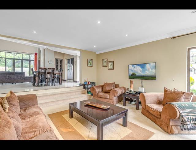 4 BEDROOM FREESTANDING FOR SALE IN BOSKRUIN